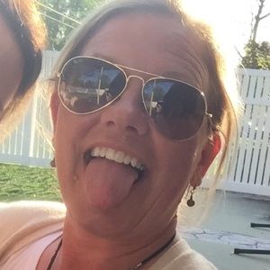 Meet your Posher, Kari